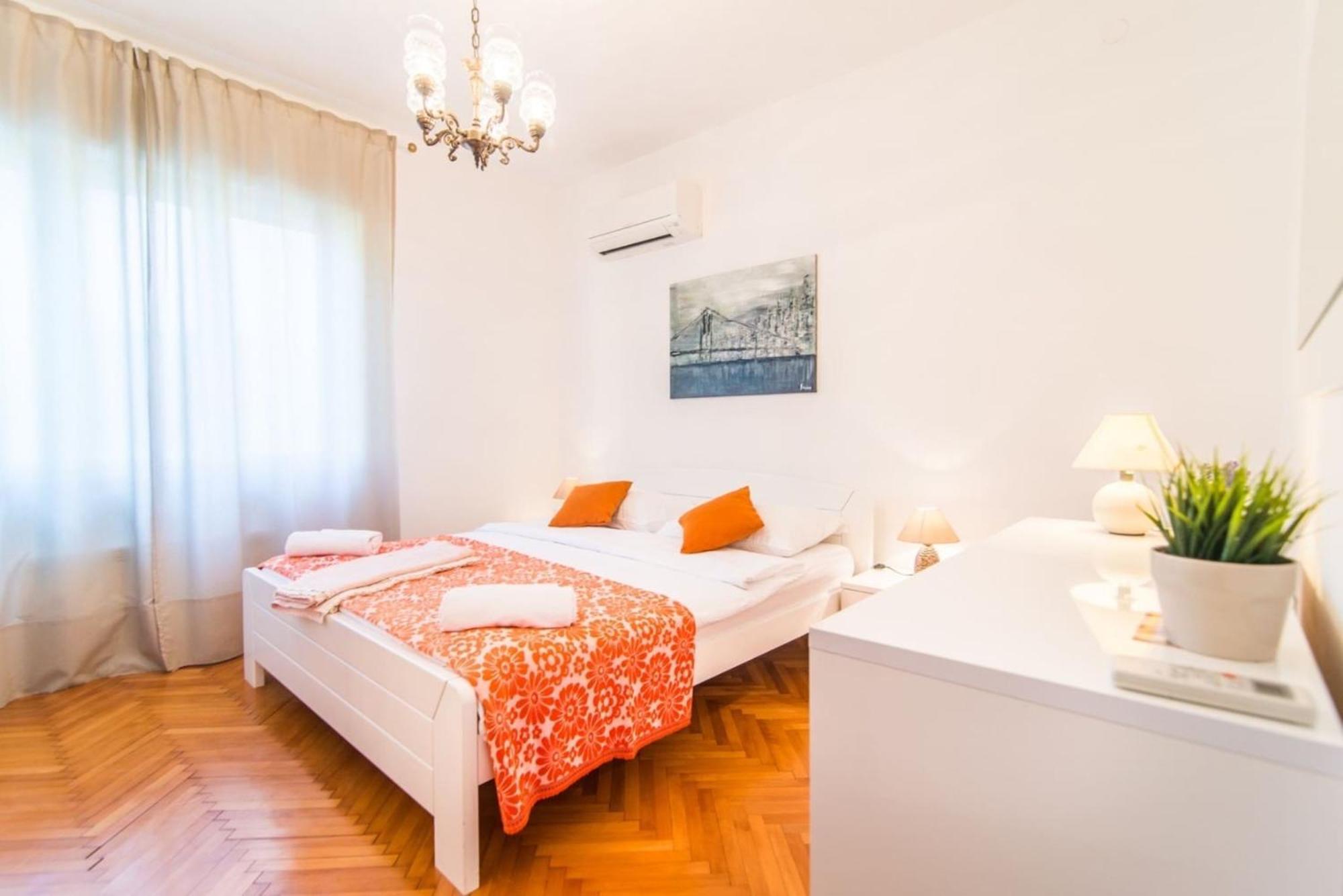 Villa Amalija - Apartment Amy Medulin Buitenkant foto